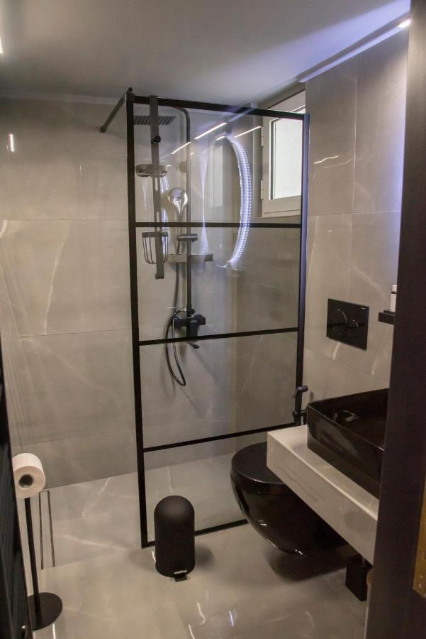 Luxury Premium Suite In Chalkís Esterno foto